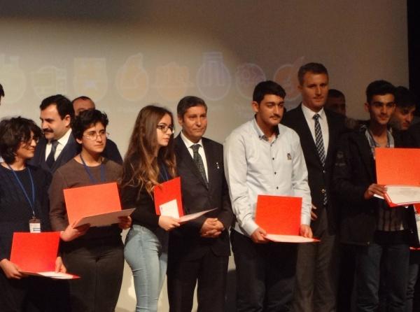 Tübitak Bölge Finallerinde Öğrencilerimiz Madalyalarla Döndü