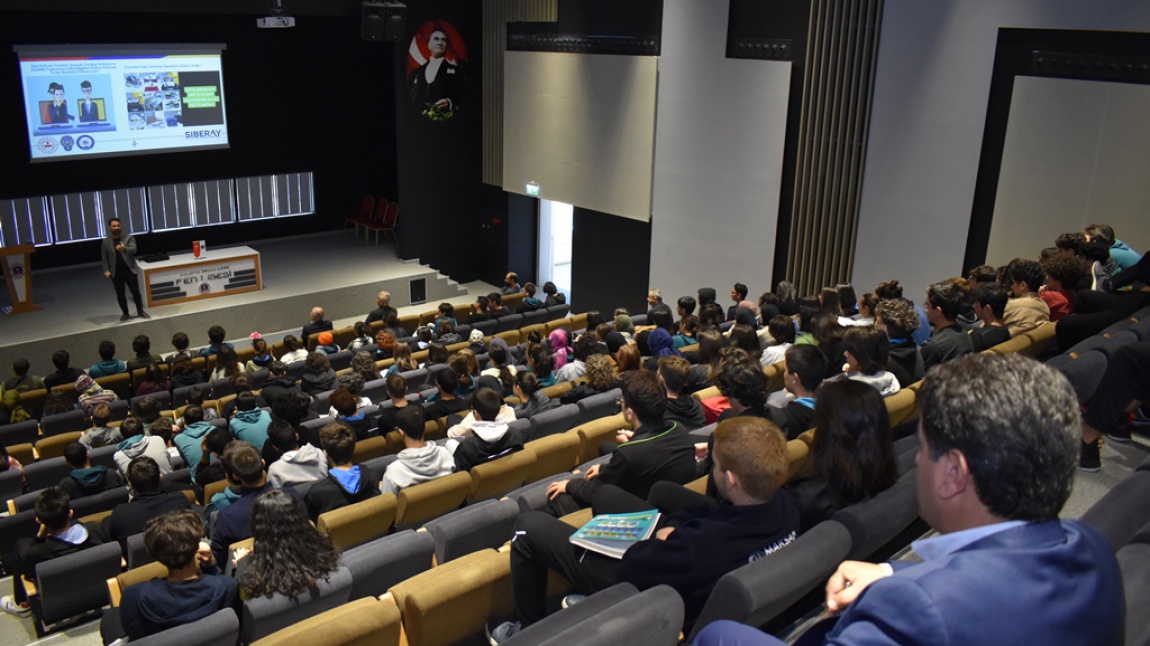 Siber Güvenlik ve Zorbalık Semineri